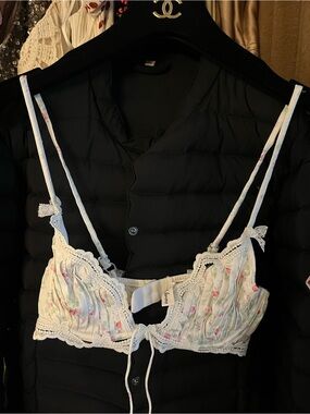 FOR LOVE OF LEMONS Lace Trim Bralette - White with Pink Floral Size XS🎀🎀